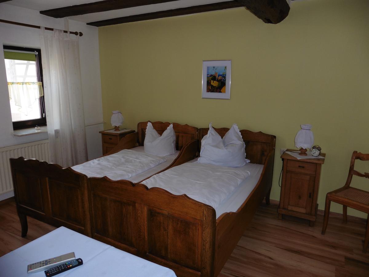 Gasthof Rockensuess Schwalmstadt Szoba fotó
